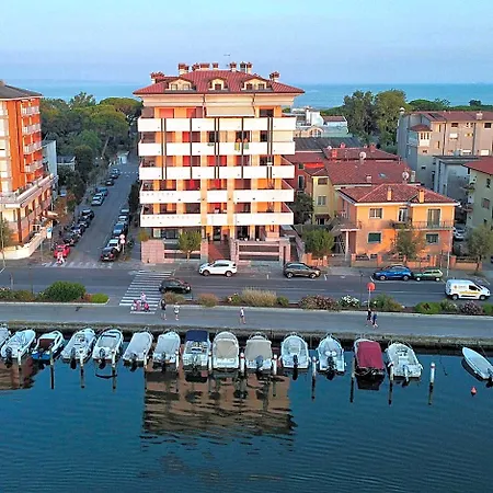 Capitol Lejlighedshotel 4*